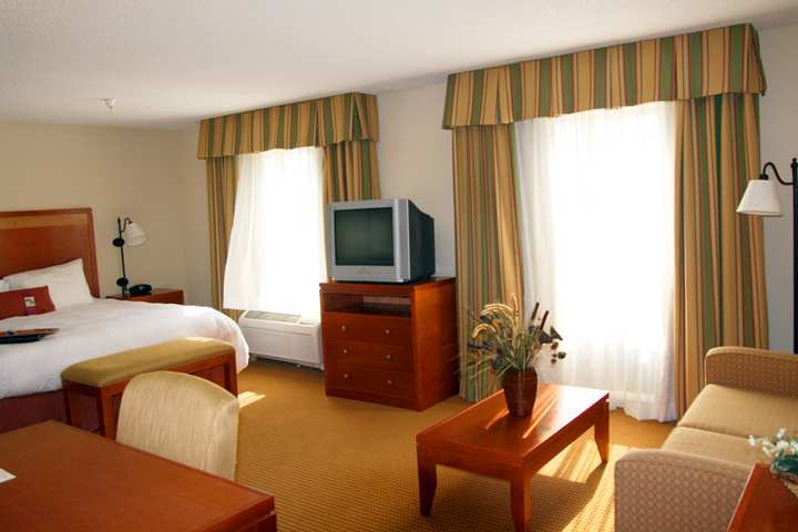 Hampton Inn Enterprise Room photo
